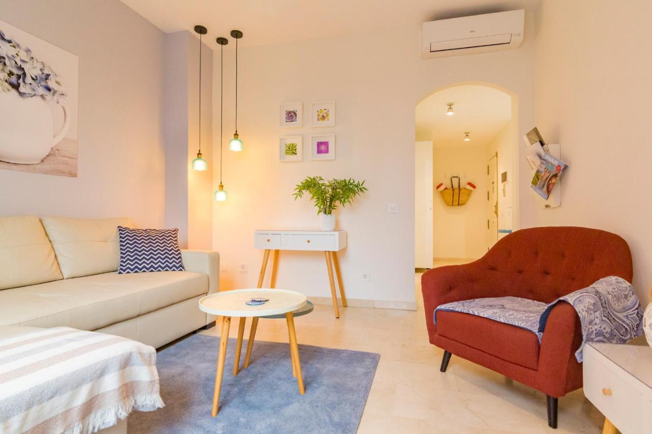 Agua VI & Seasonal Pool By Ele Apartments Malaga Ngoại thất bức ảnh
