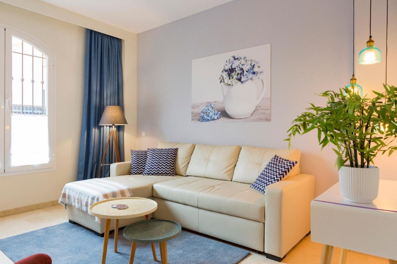Agua VI & Seasonal Pool By Ele Apartments Malaga Ngoại thất bức ảnh