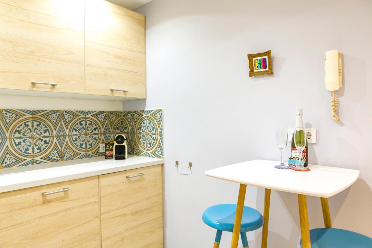 Agua VI & Seasonal Pool By Ele Apartments Malaga Ngoại thất bức ảnh