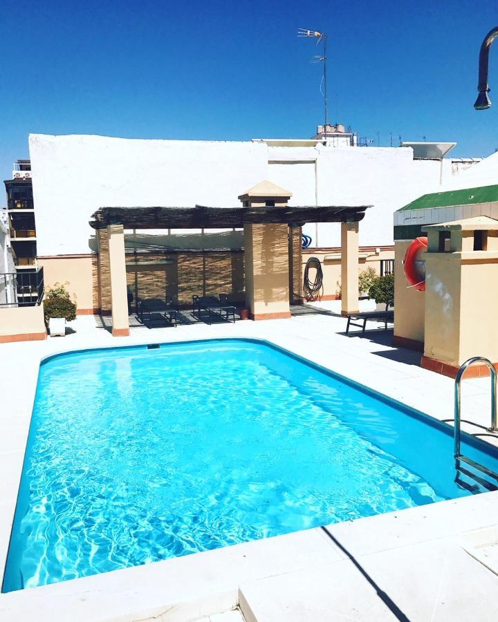 Agua VI & Seasonal Pool By Ele Apartments Malaga Ngoại thất bức ảnh